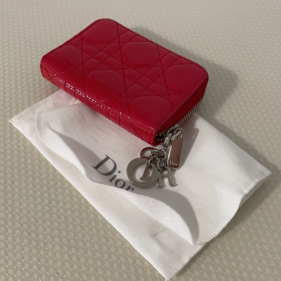 Dior card hold - Picture 2 of 5